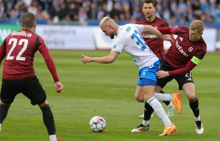 Sparta jede po prohře v poháru na Baník ⚽ Analýza a sázkařské tipy 🔎